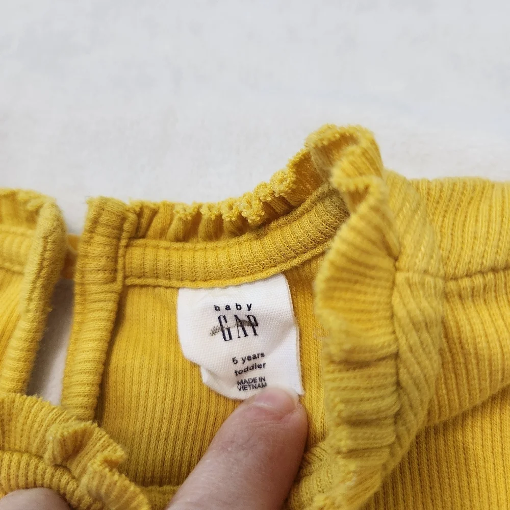 Baby Gap Ruffle Collared Long Sleeve Top